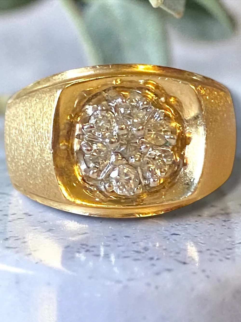 MENS Vintage 14k Yellow Gold Seven DIAMOND CLUSTER Statement Ring Size 10.25